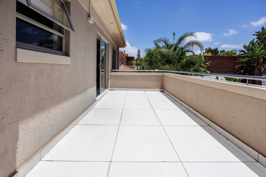 4 Bedroom Property for Sale in Vierlanden Western Cape